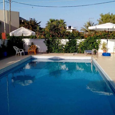 Villas Irene 8 Family Apartments Goúrnes Εξωτερικό φωτογραφία
