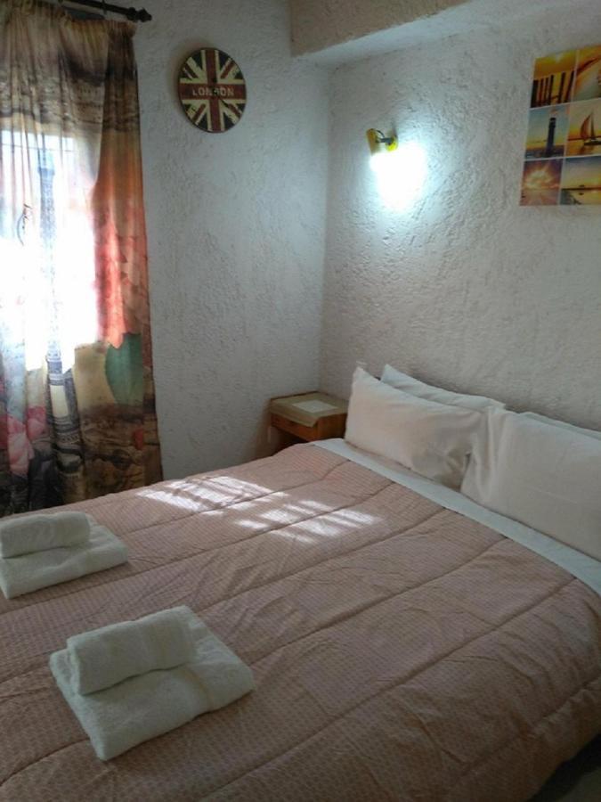 Villas Irene 8 Family Apartments Goúrnes Εξωτερικό φωτογραφία