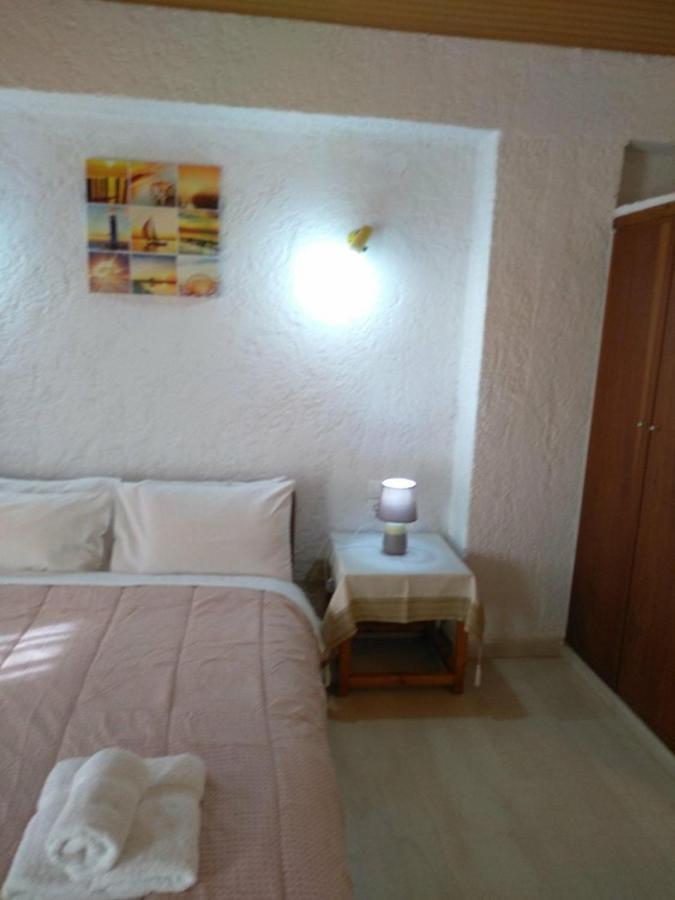 Villas Irene 8 Family Apartments Goúrnes Εξωτερικό φωτογραφία