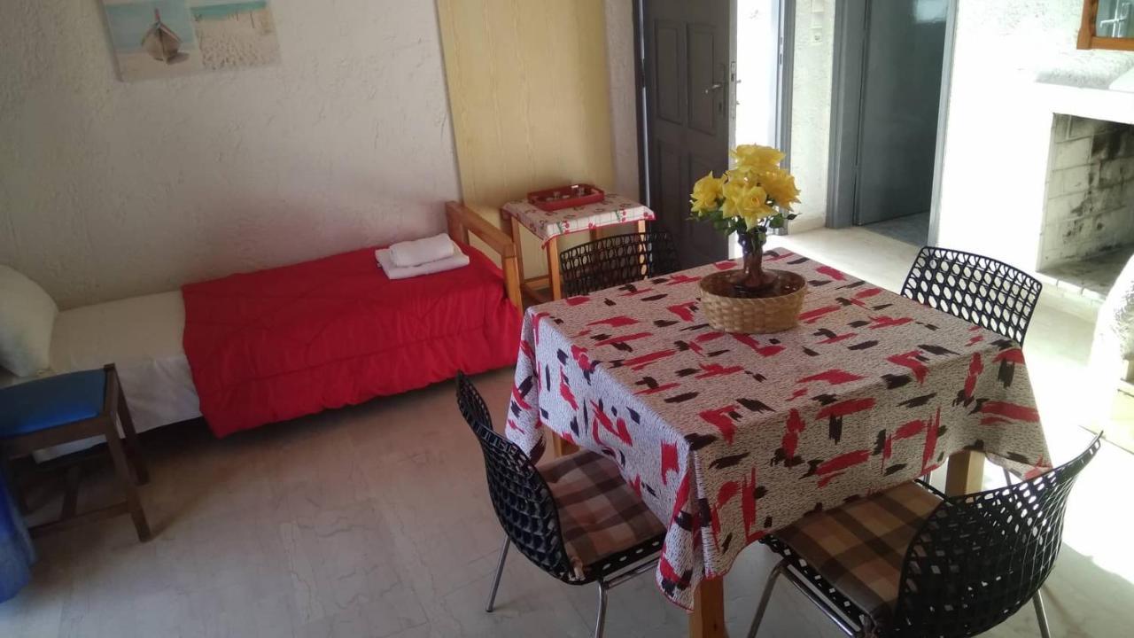Villas Irene 8 Family Apartments Goúrnes Εξωτερικό φωτογραφία